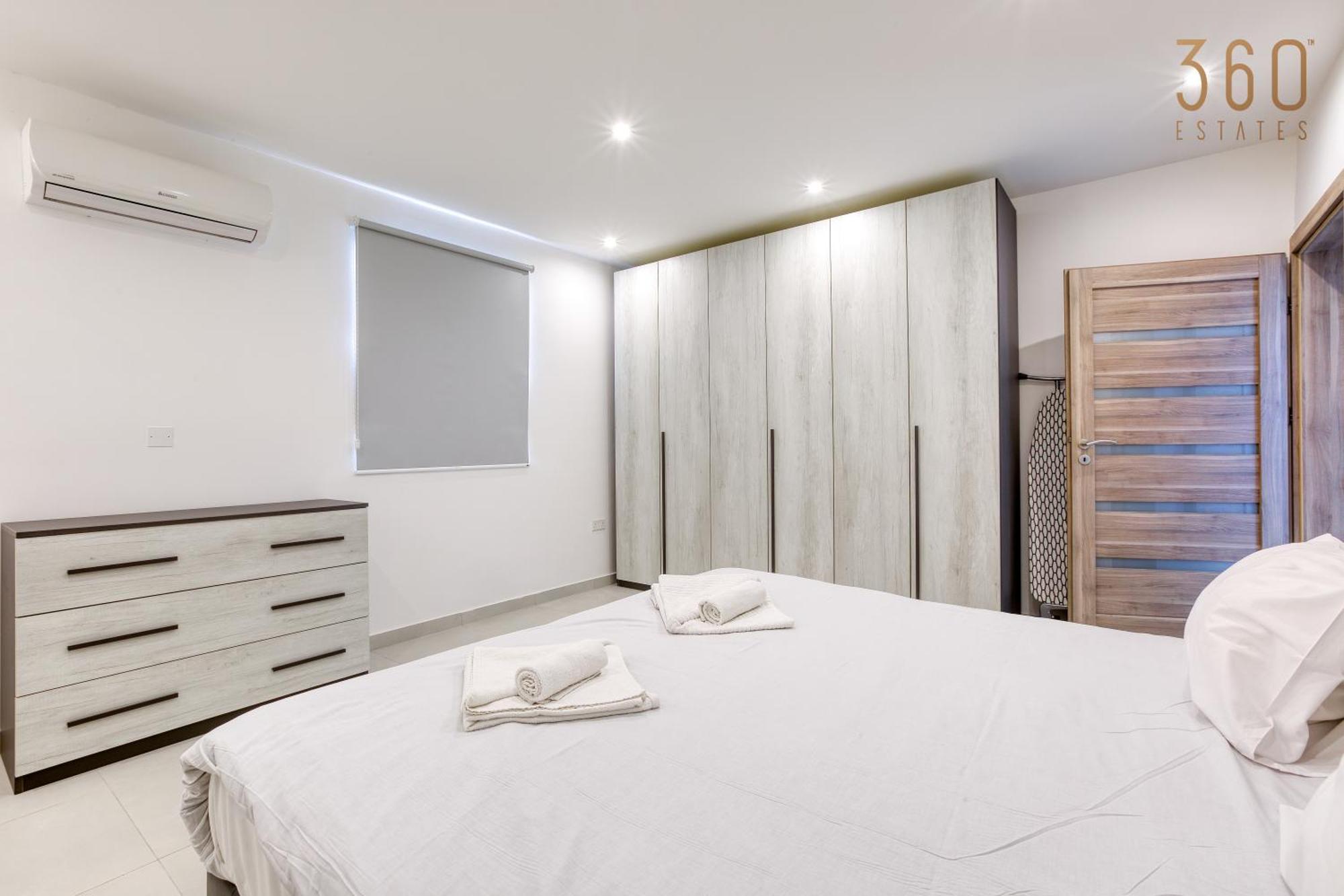 Modern 3br With Stunning Marina View In By 360 Estates