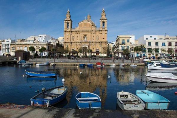 Modern 3br With Stunning Marina View In By 360 Estates Pietà