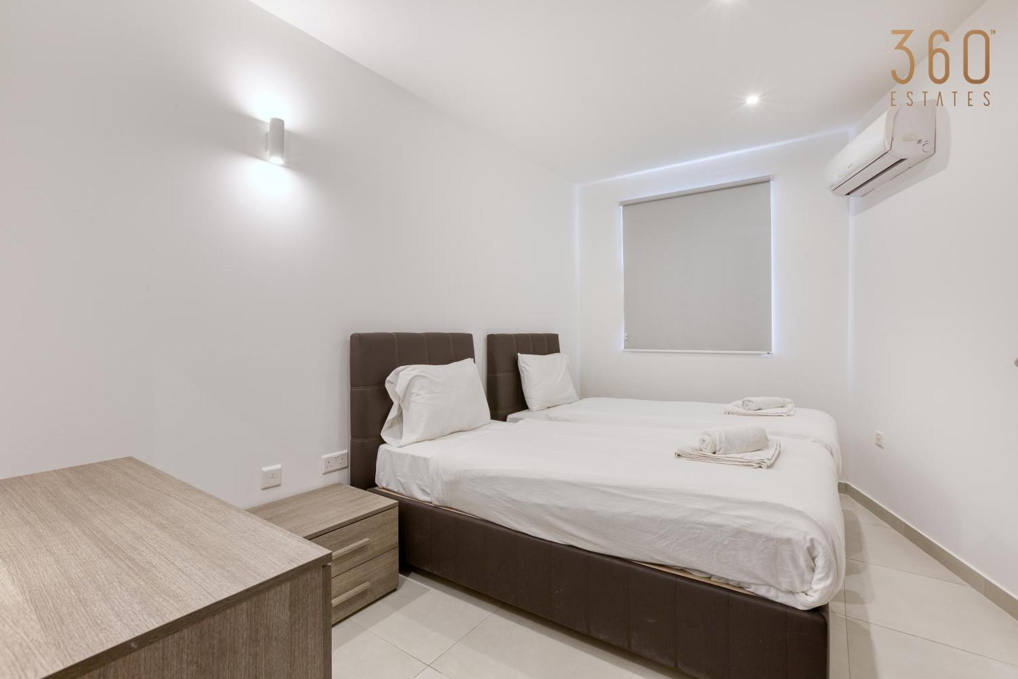 Modern 3br With Stunning Marina View In By 360 Estates