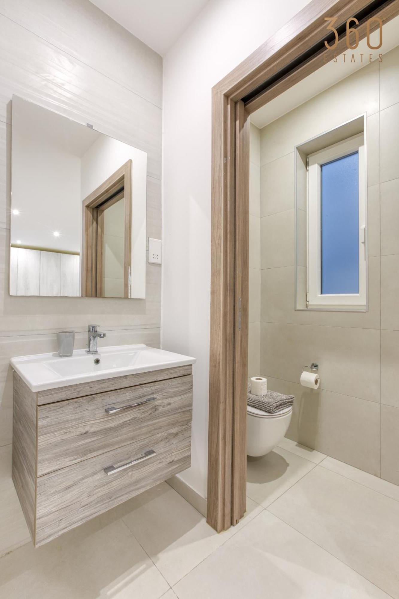Modern 3br With Stunning Marina View In By 360 Estates *